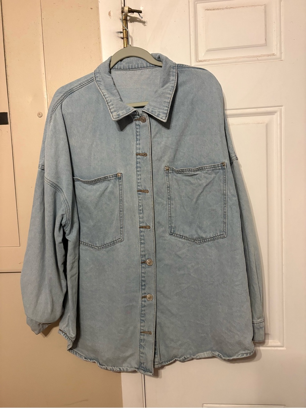 Light Wash Denim Jacket - Light Blue